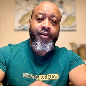 Meet your Posher, Cory